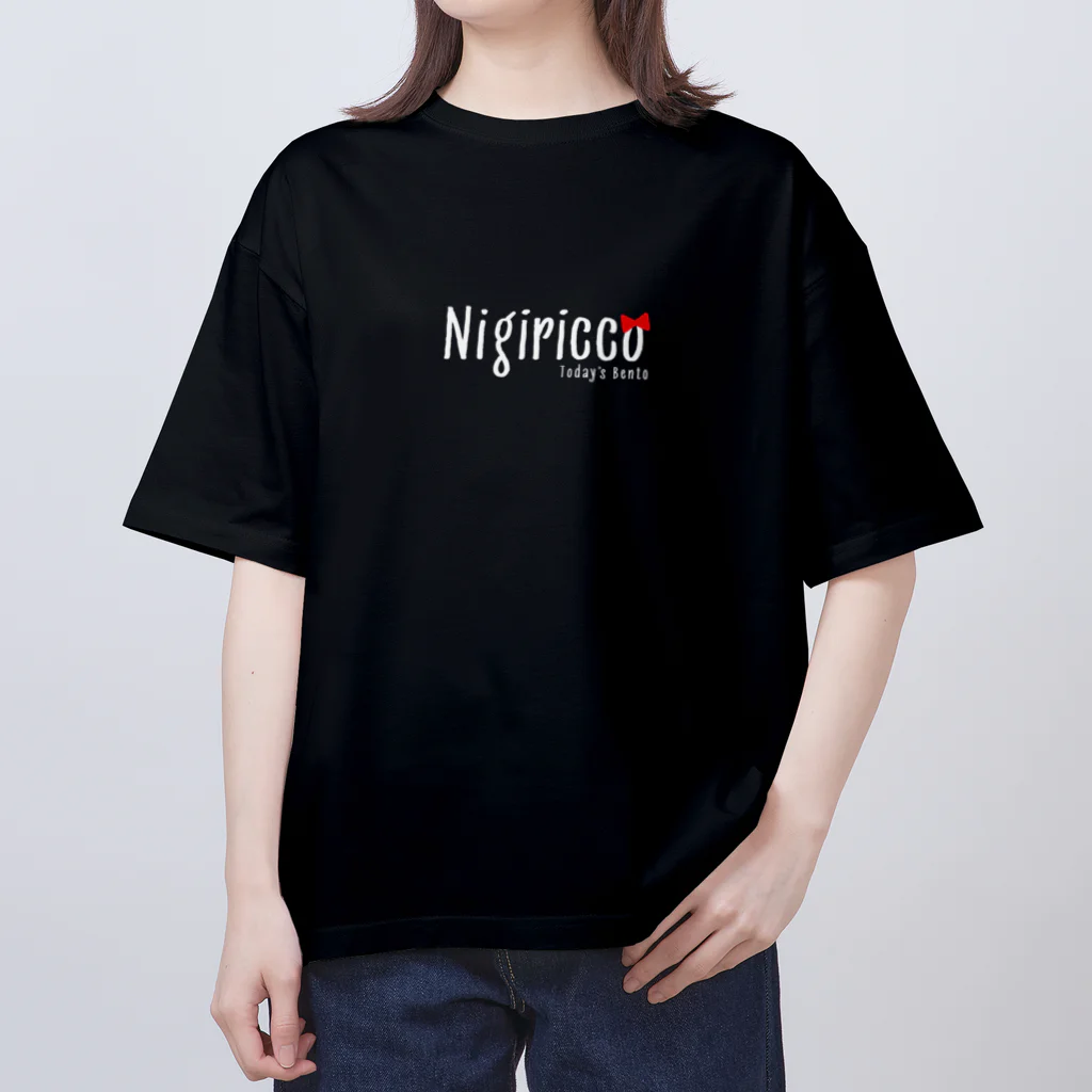 【公式】Nigiriccoのにぎりっ娘。ロゴ（白） オーバーサイズTシャツ