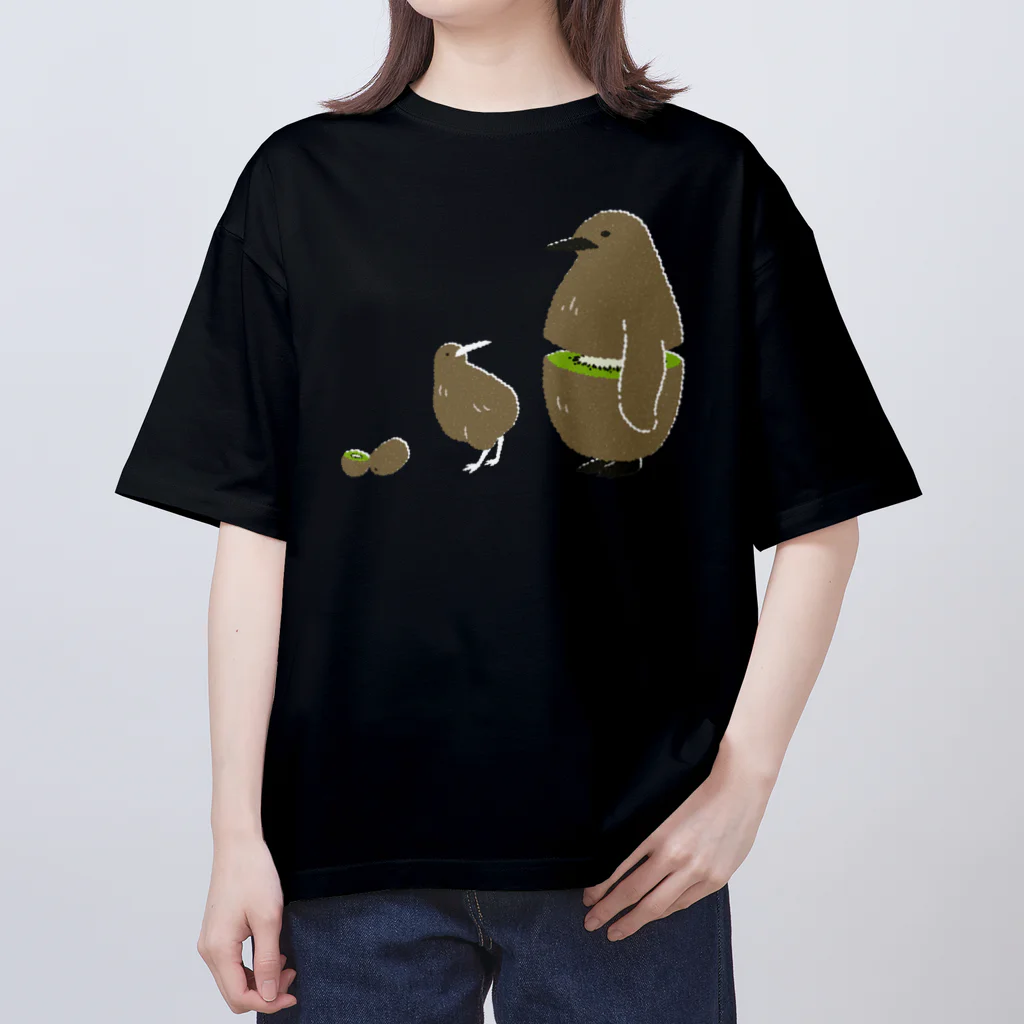 123izmのキウイなキングペンギン雛（グリーン） Oversized T-Shirt