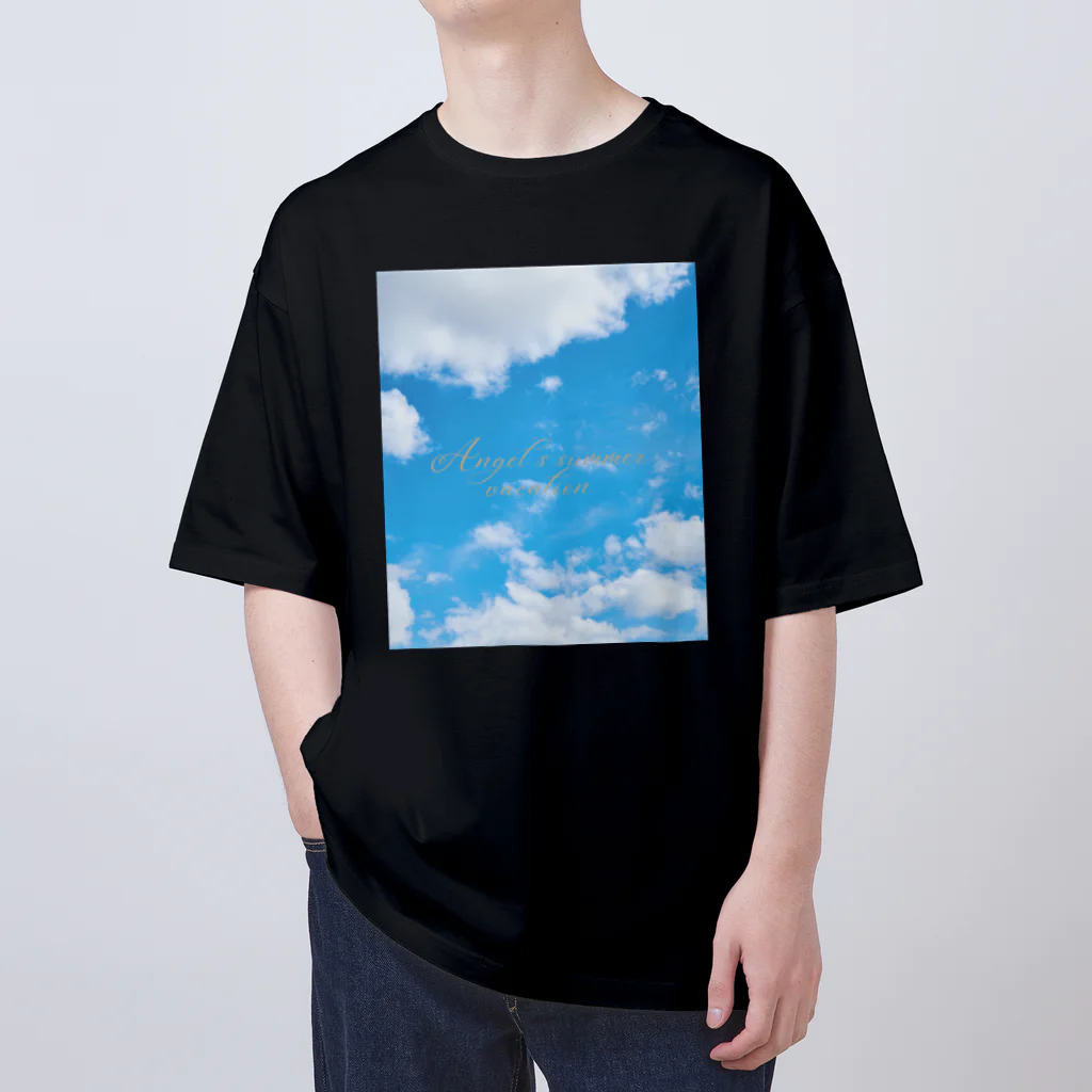 ゆにねこ惑星のପ天使の夏休みଓ青空旅行(枠なし) Oversized T-Shirt