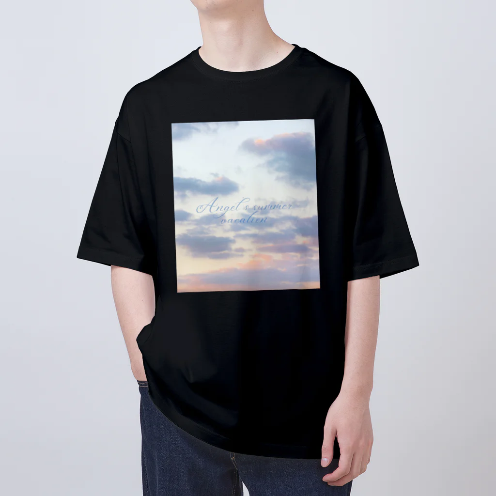 ゆにねこ惑星のପ天使の夏休みଓ夕暮れ旅行(枠なし) Oversized T-Shirt