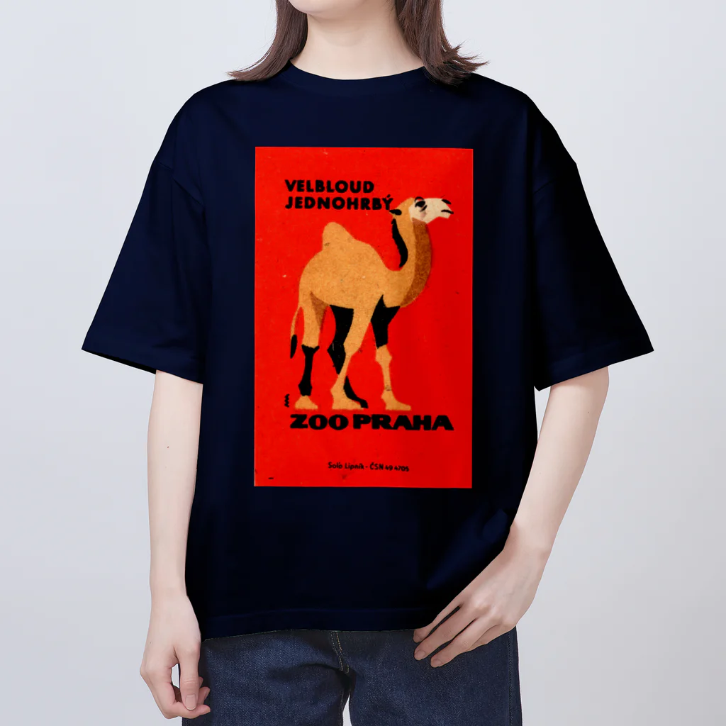 YS VINTAGE WORKSのチェコ　プラハ動物園　ラクダ Oversized T-Shirt