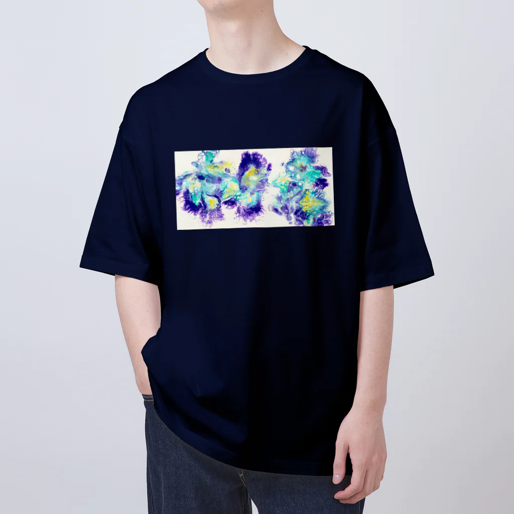 天宮エリカのblue pansy Oversized T-Shirt