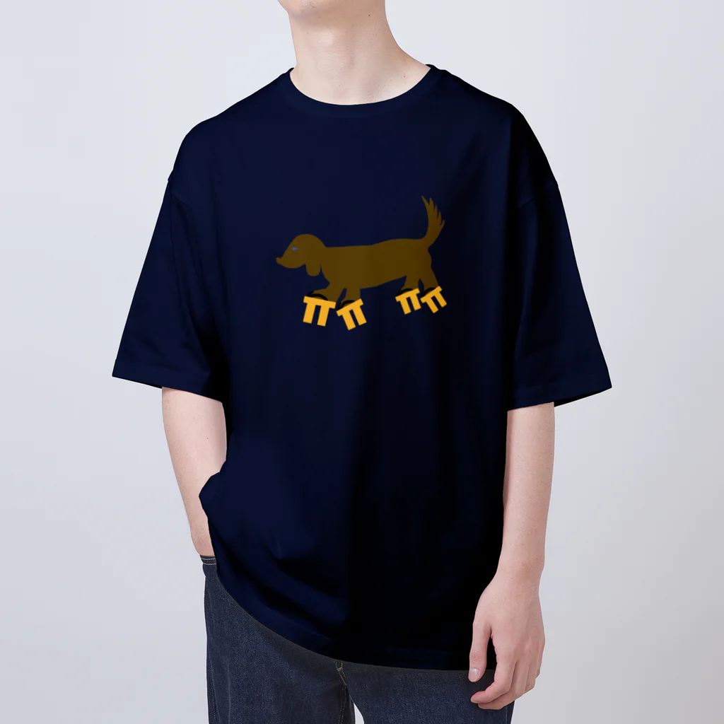 CHOSANAの高下駄を履いた犬 Oversized T-Shirt