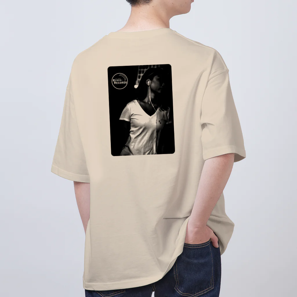 RUBIK RECORDSのRUBIK RECORDS -earphone- Oversized T-Shirt