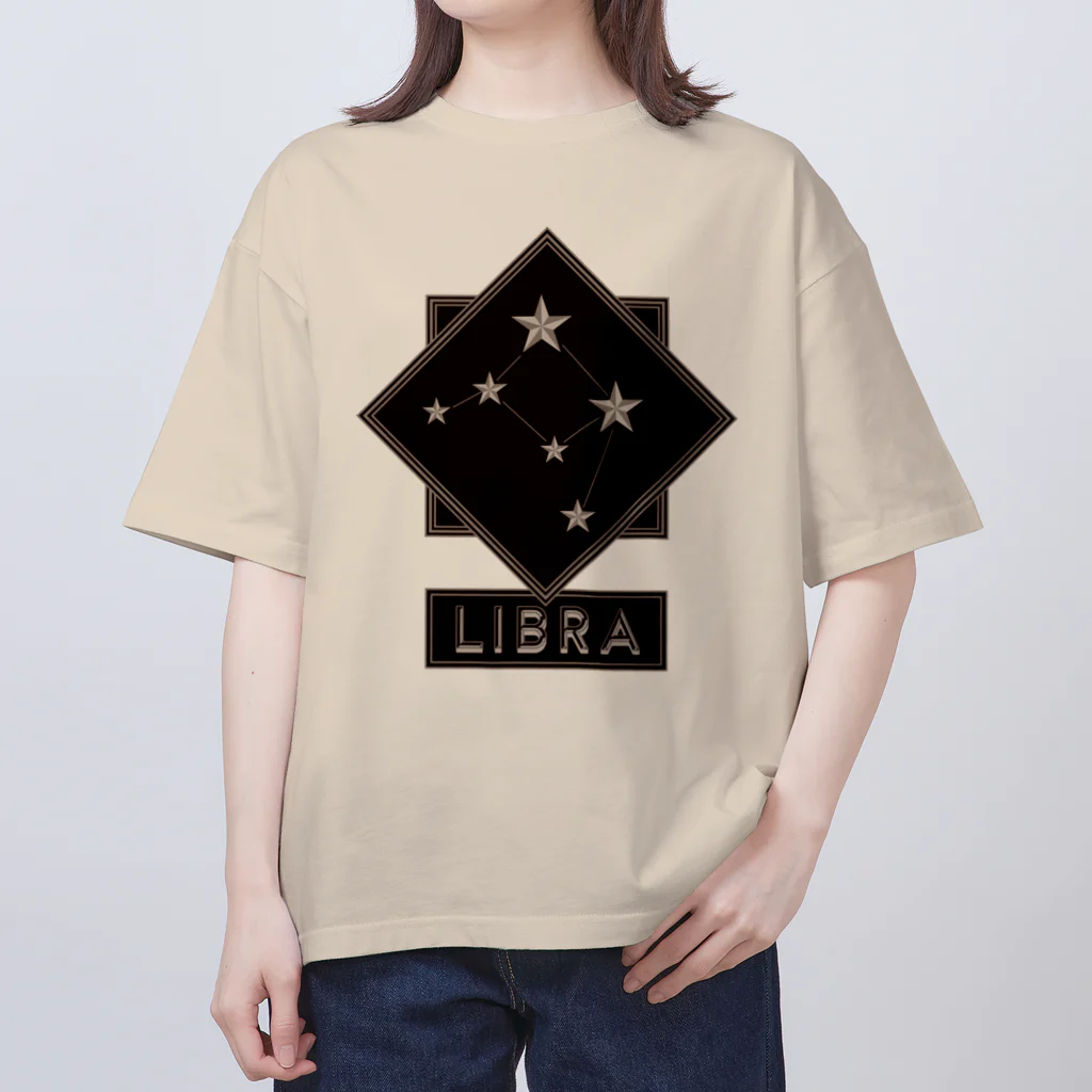 tomokomiyagamiのスタースタッズ星座　天秤座 Oversized T-Shirt