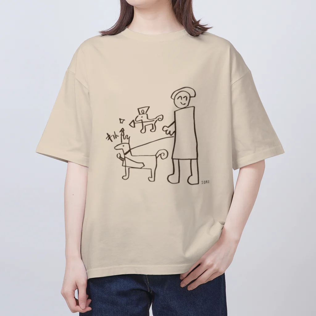 ラッキーアイテムの仲間たちのラッキーアイテムは犬です。 オーバーサイズTシャツ