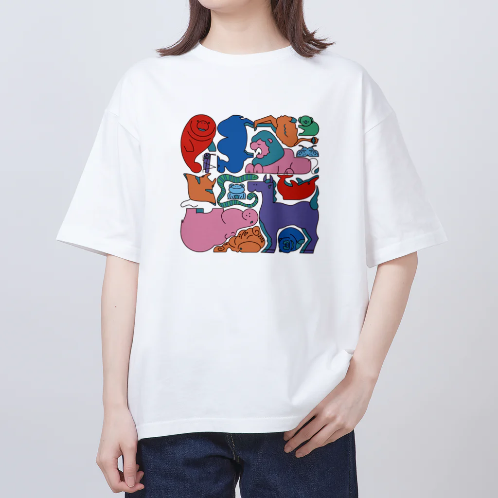 8m【アトリエvesii】の生きものしりとり　カラフル オーバーサイズTシャツ