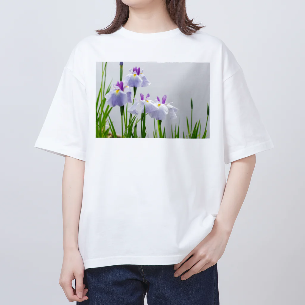 akane_art（茜音工房）の癒しの風景（花菖蒲） オーバーサイズTシャツ