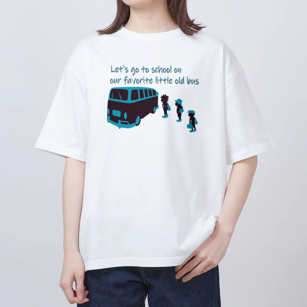 キッズモード某のスクールバスと少年たち　チョコミントカラーVr Oversized T-Shirt