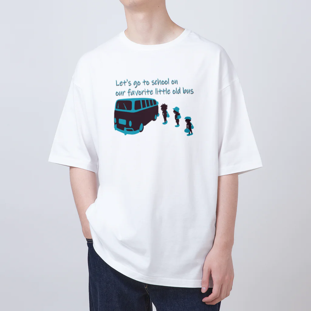 キッズモード某のスクールバスと少年たち　チョコミントカラーVr Oversized T-Shirt