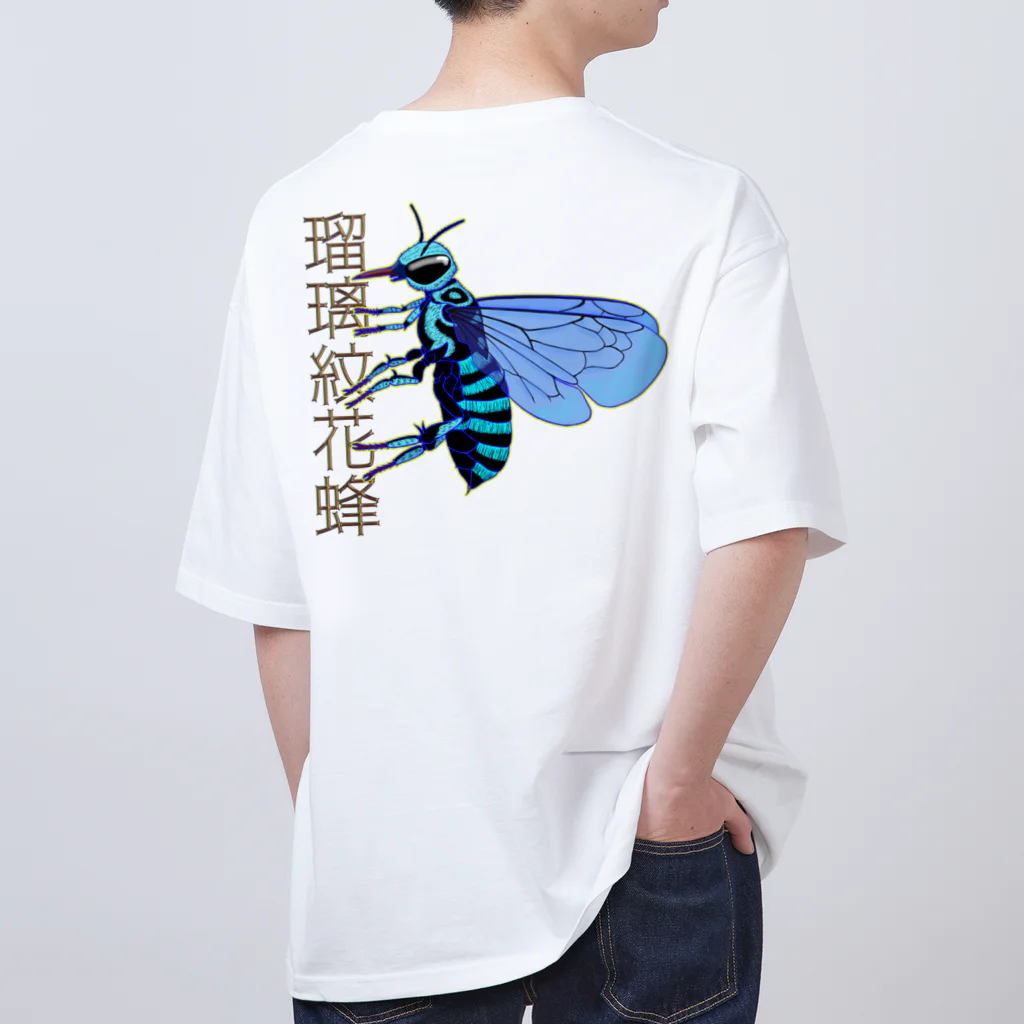 LalaHangeulの瑠璃紋花蜂　バックプリント オーバーサイズTシャツ