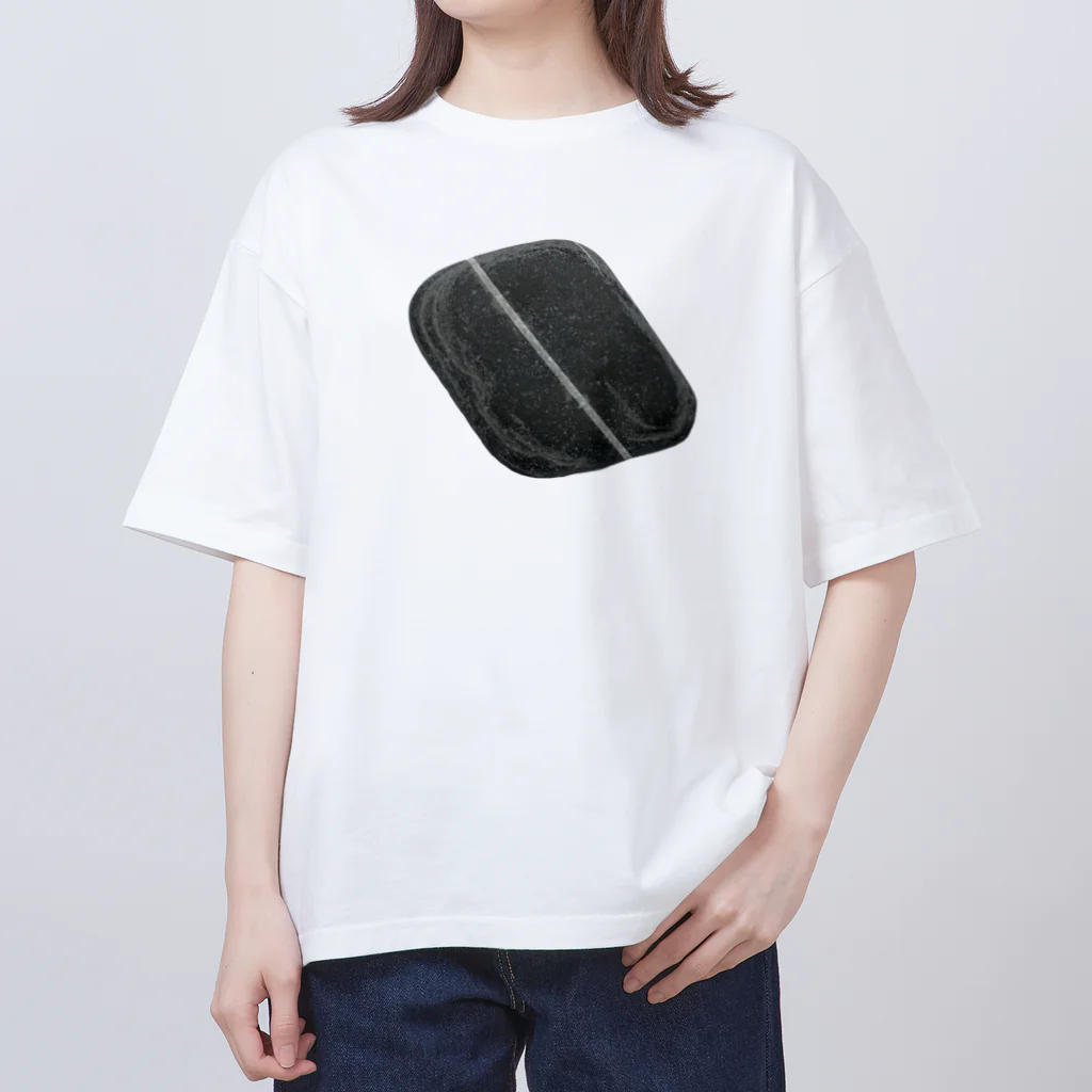 shimmy_sのflat stone with white lines　 Oversized T-Shirt