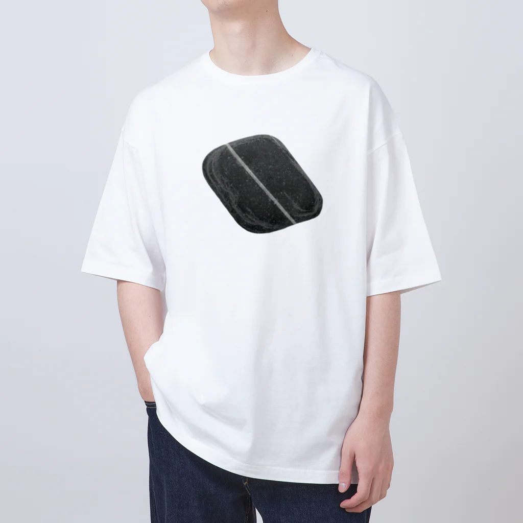 shimmy_sのflat stone with white lines　 Oversized T-Shirt