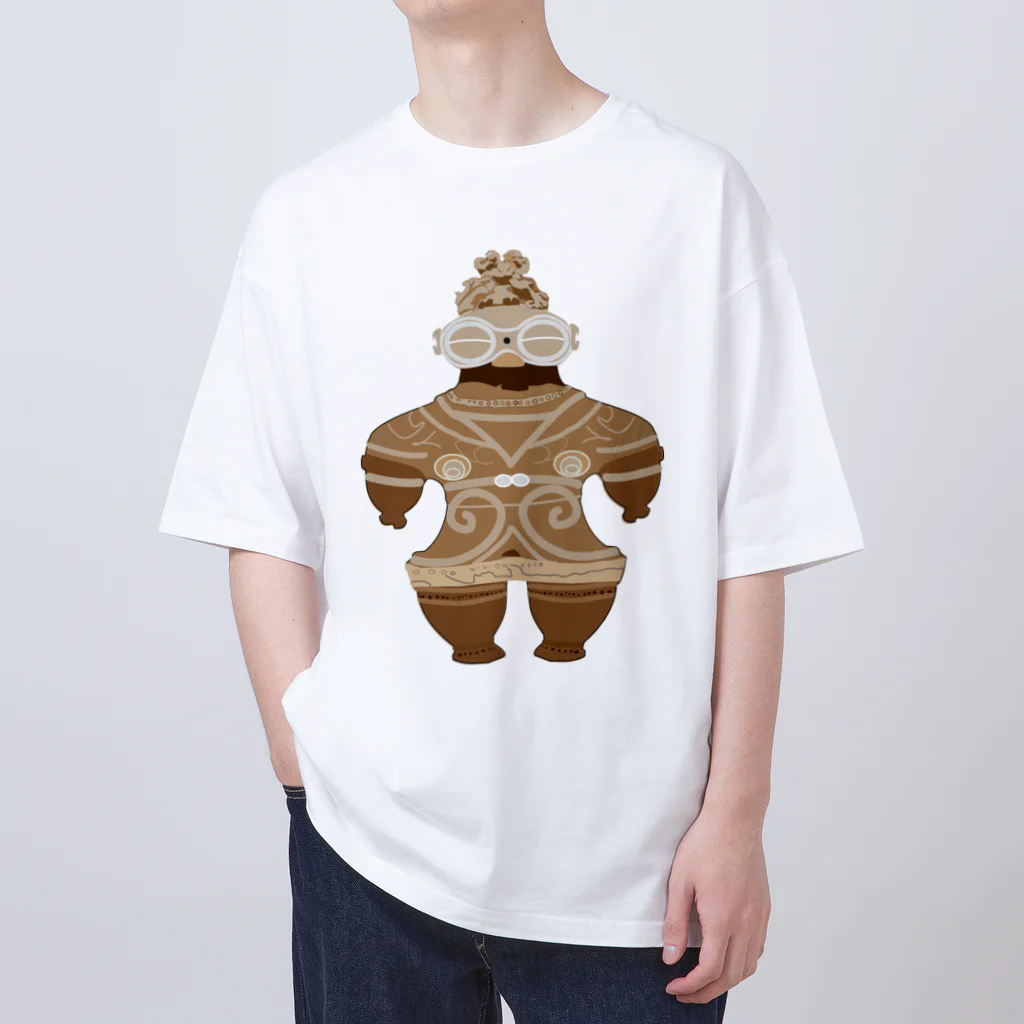 PALA's SHOP　cool、シュール、古風、和風、の縄文　遮光器土偶  イラスト Oversized T-Shirt