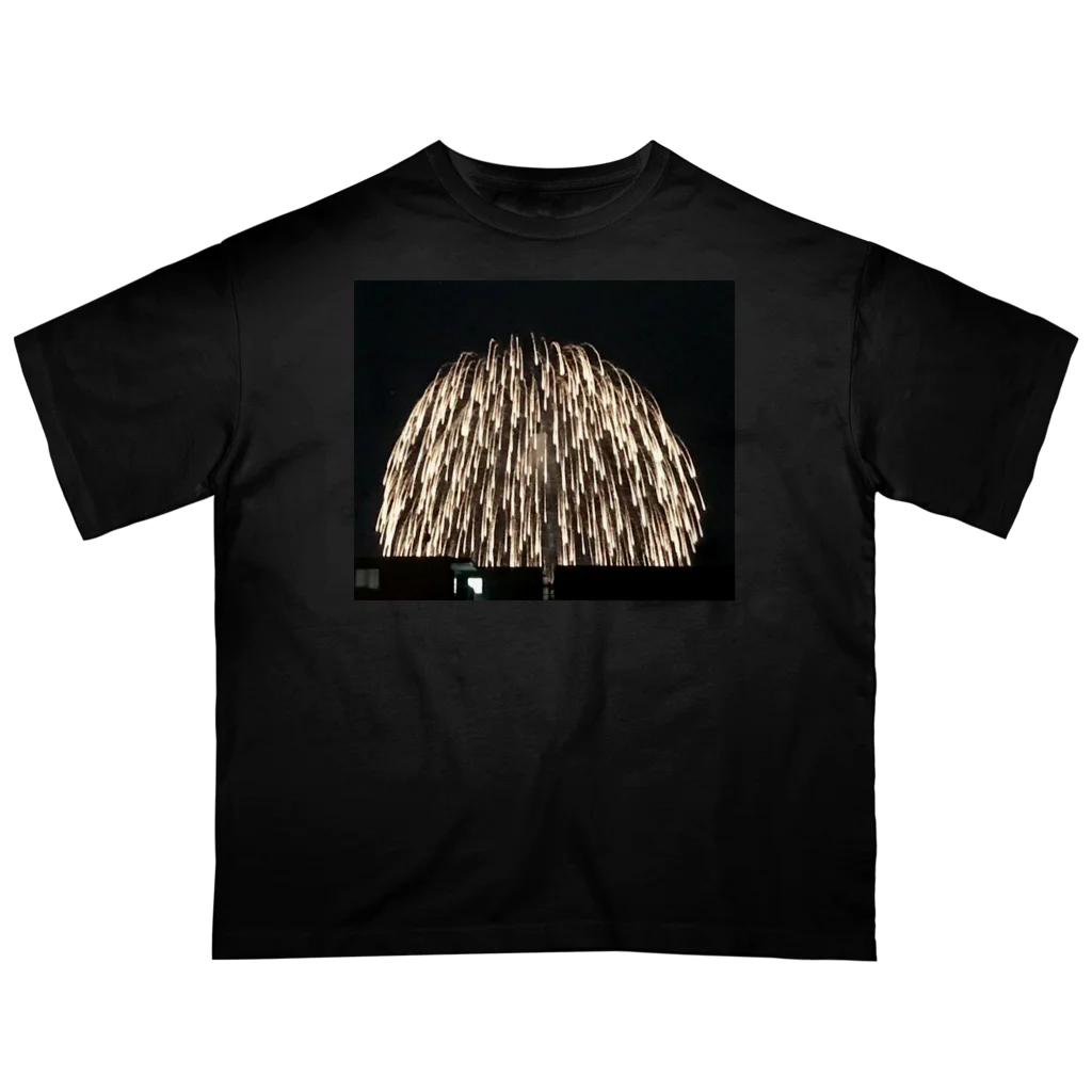 空屋　sorayakusakaの202209101940000　遠くの三尺玉 Oversized T-Shirt