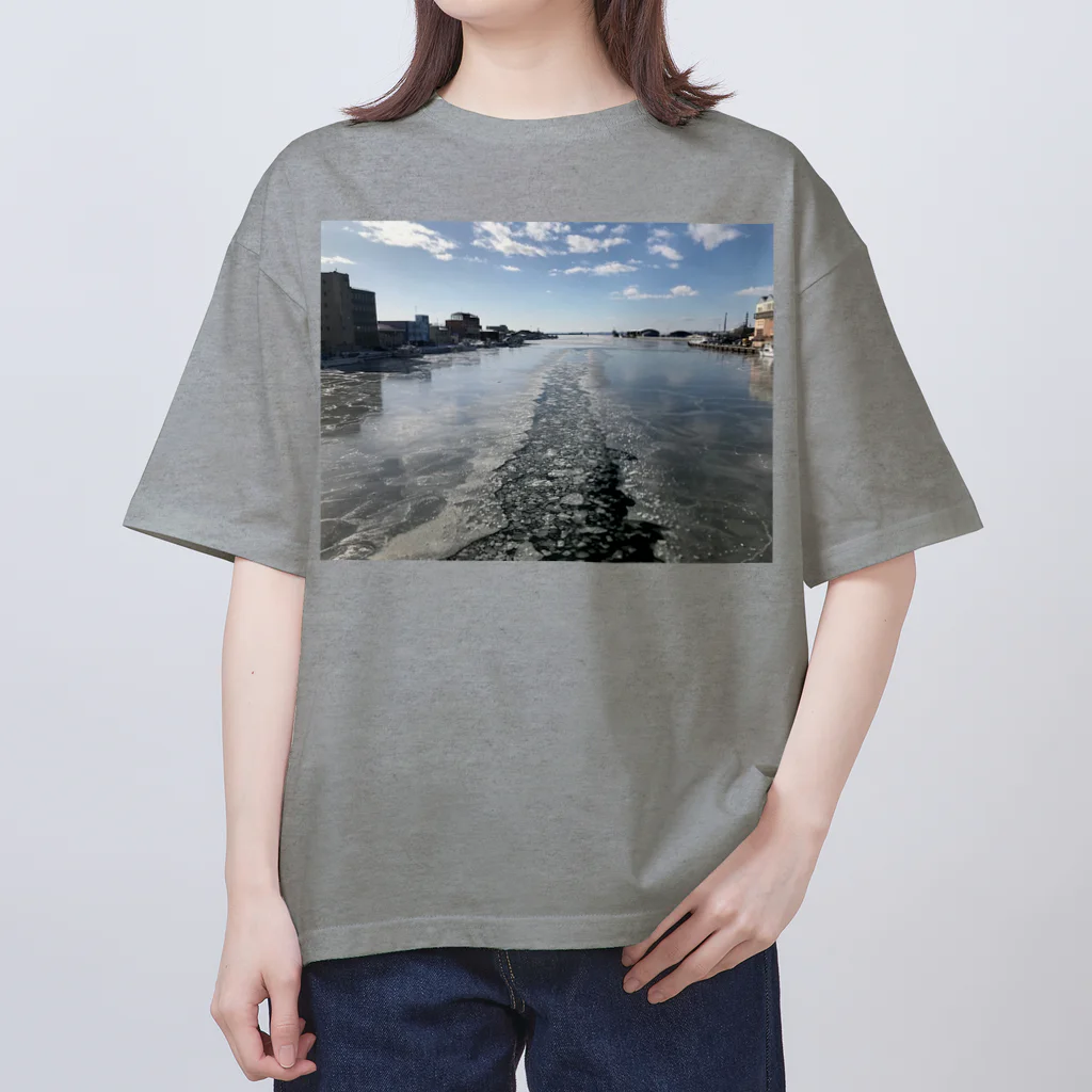 空屋　sorayakusakaの201902111352001　漁船の足跡 オーバーサイズTシャツ