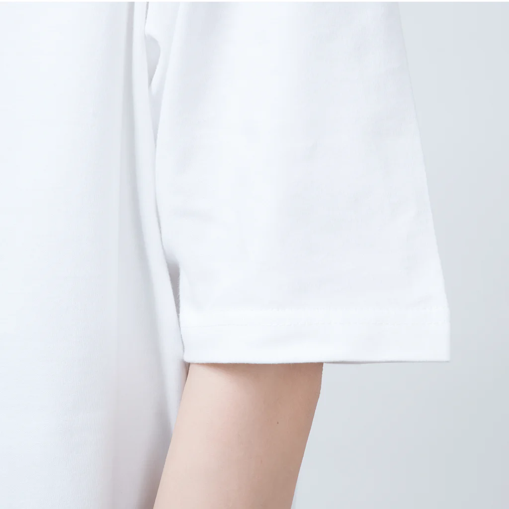 young.moのYMG WHITE Oversized T-Shirt