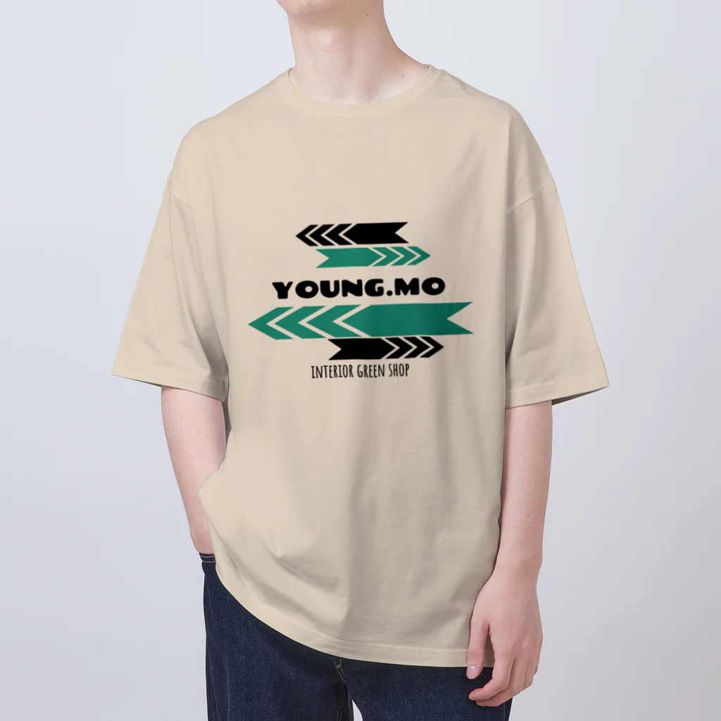 young.moのあっちかこっちか Oversized T-Shirt