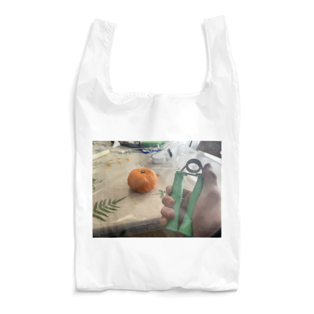 膝蹴りお婆ちゃんのみかん剥くのに握力が必要だと思って鍛えてる人 Reusable Bag