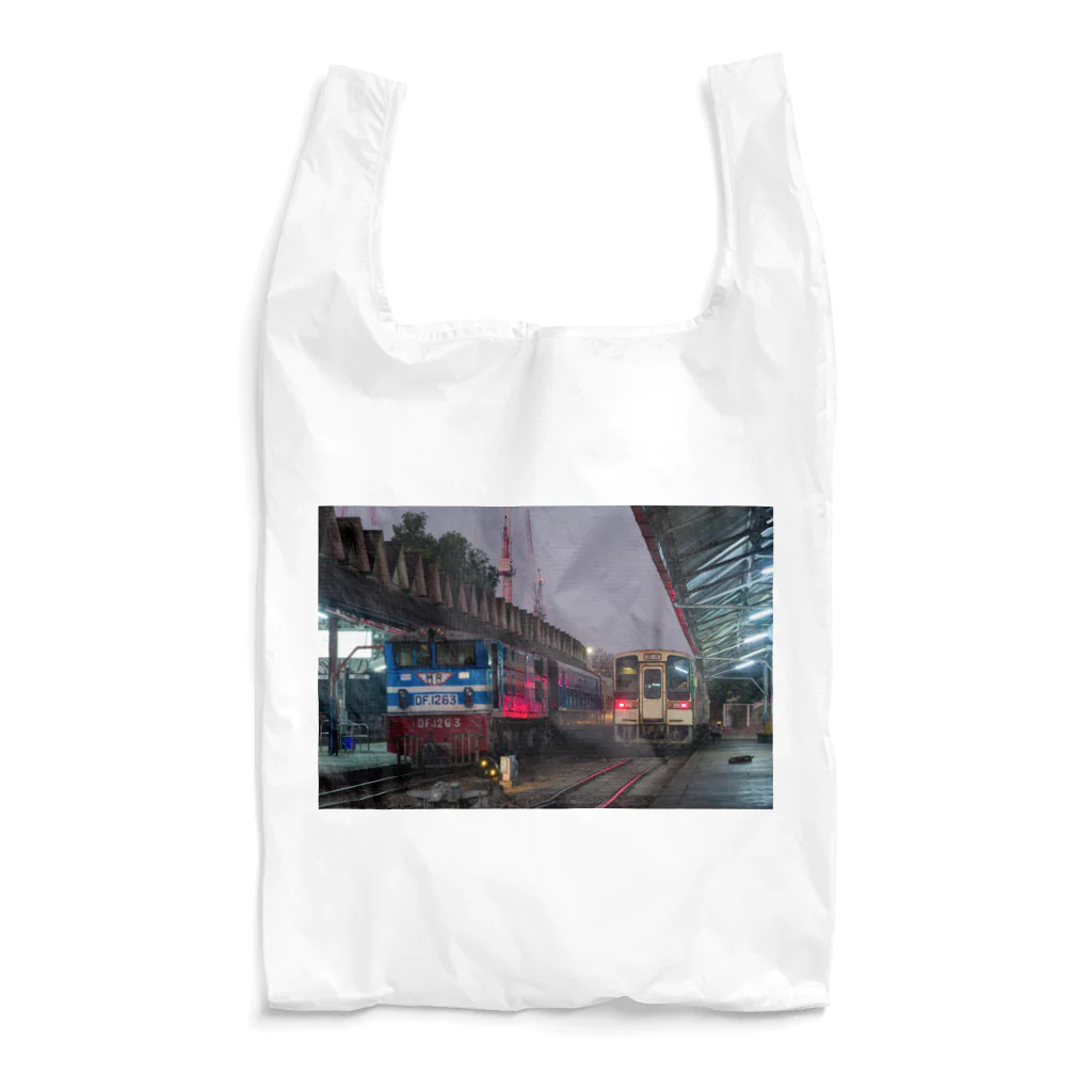 Second_Life_of_Railwaysのミャンマーに譲渡されたキハ11系と現地の客車列車 Reusable Bag