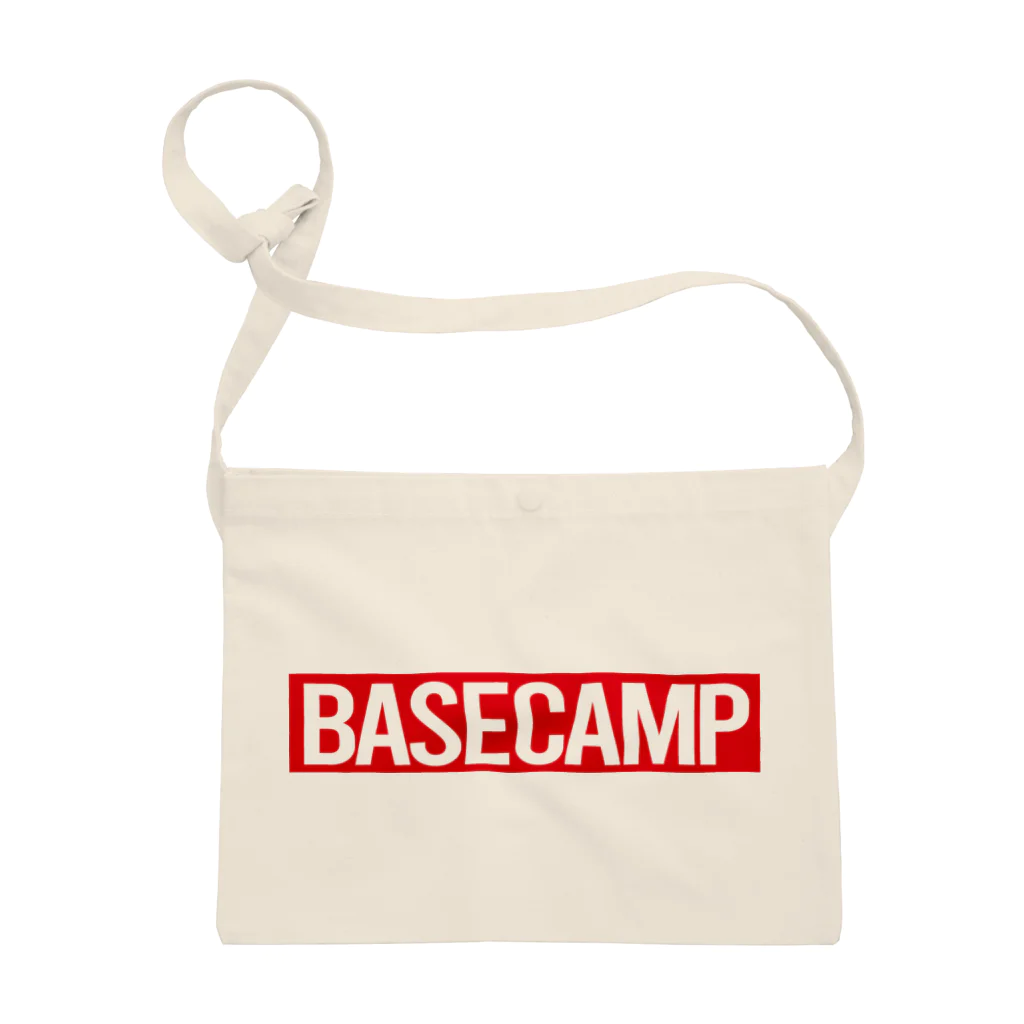 BASE-CAMPのBASE CAMP RED サコッシュ