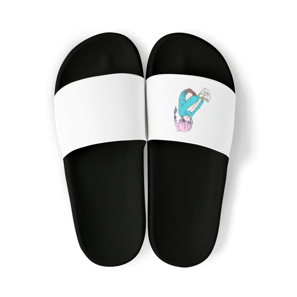 イタリアンクマのエモ女子シリーズ Sandals