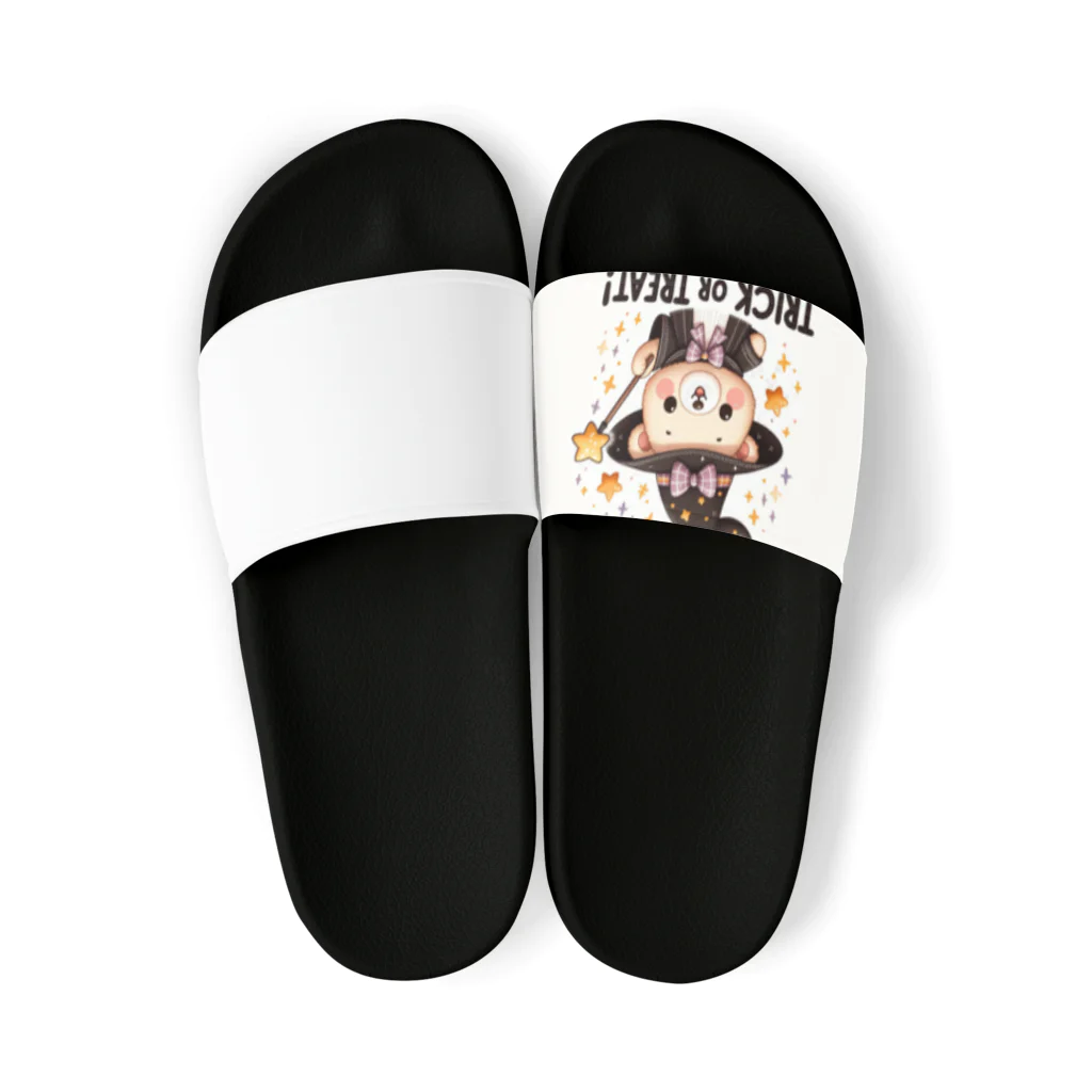 yusaki55maikingのハロウィンのクマウィン Sandals