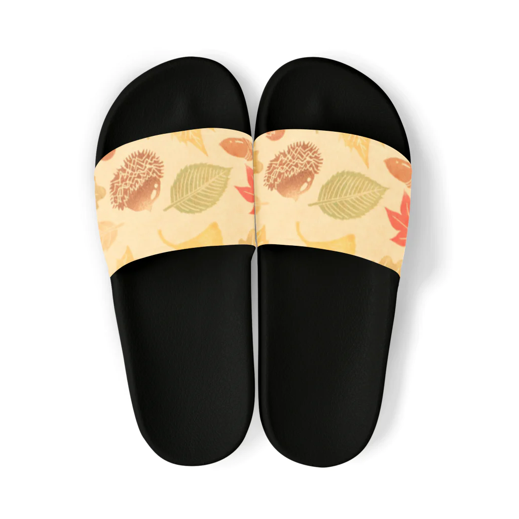 omochi_stampのおちばとどんぐり Sandals