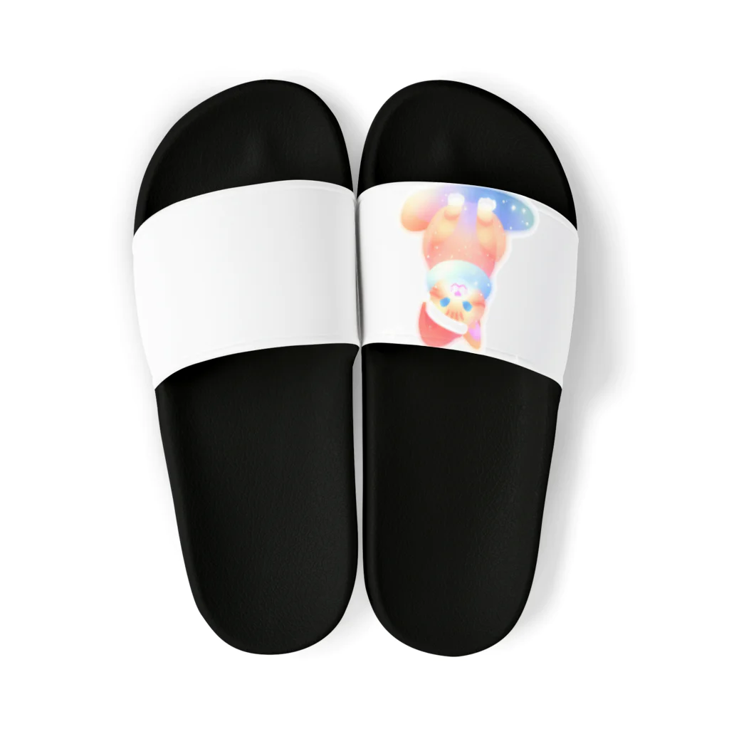 KenySignsのサンタネコちゃんのイラストグッズ Sandals