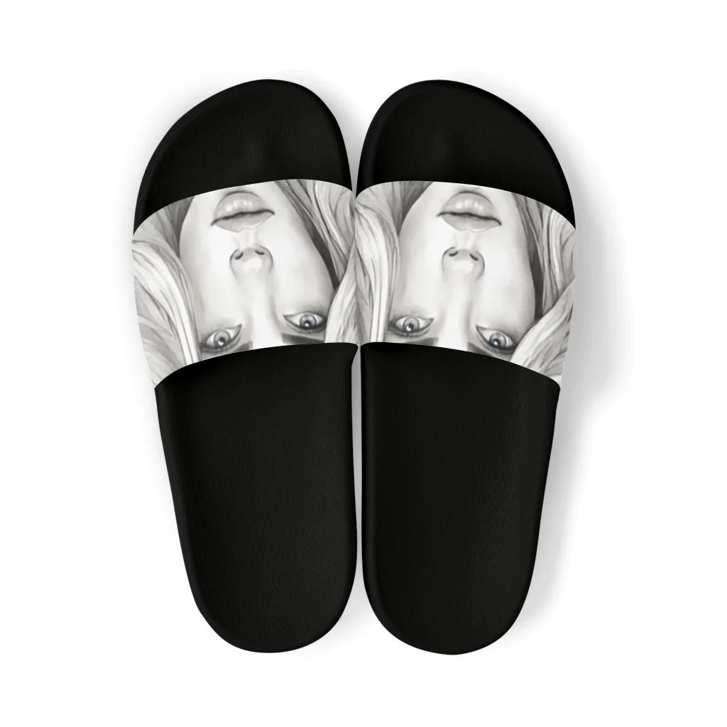 Olivi　Styleの外国人女性の顔 Sandals