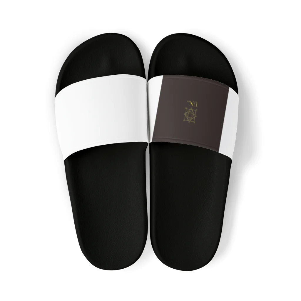 空想コーポレーションのUNco. Sandals