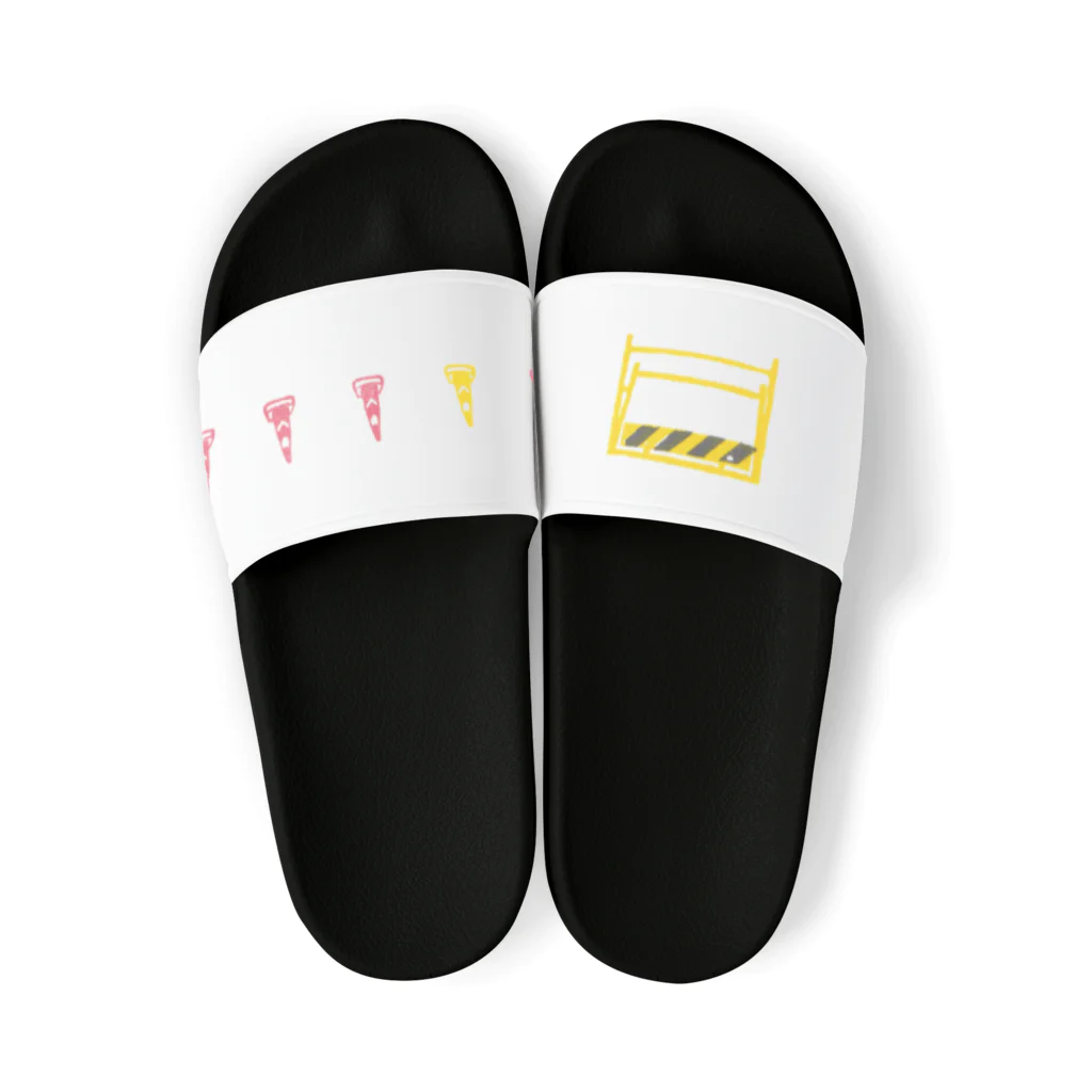 8tocakのバリケード Sandals