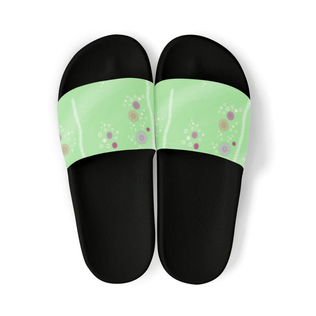 謎はないけど謎解き好きのお店の謎柄の和風グッズA（若緑） / Japanese style goods A inspired by escape room (Light green) Sandals