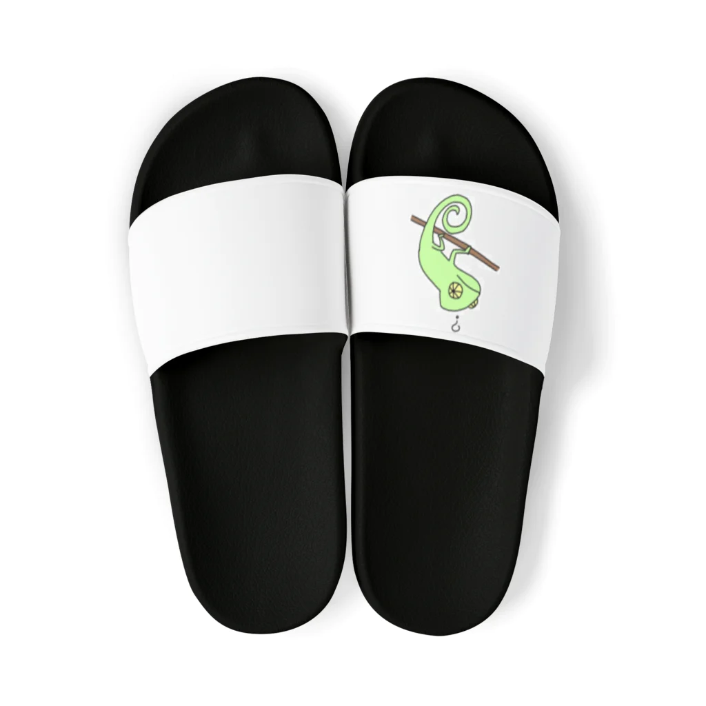 よろず。のカメレオンくん Sandals