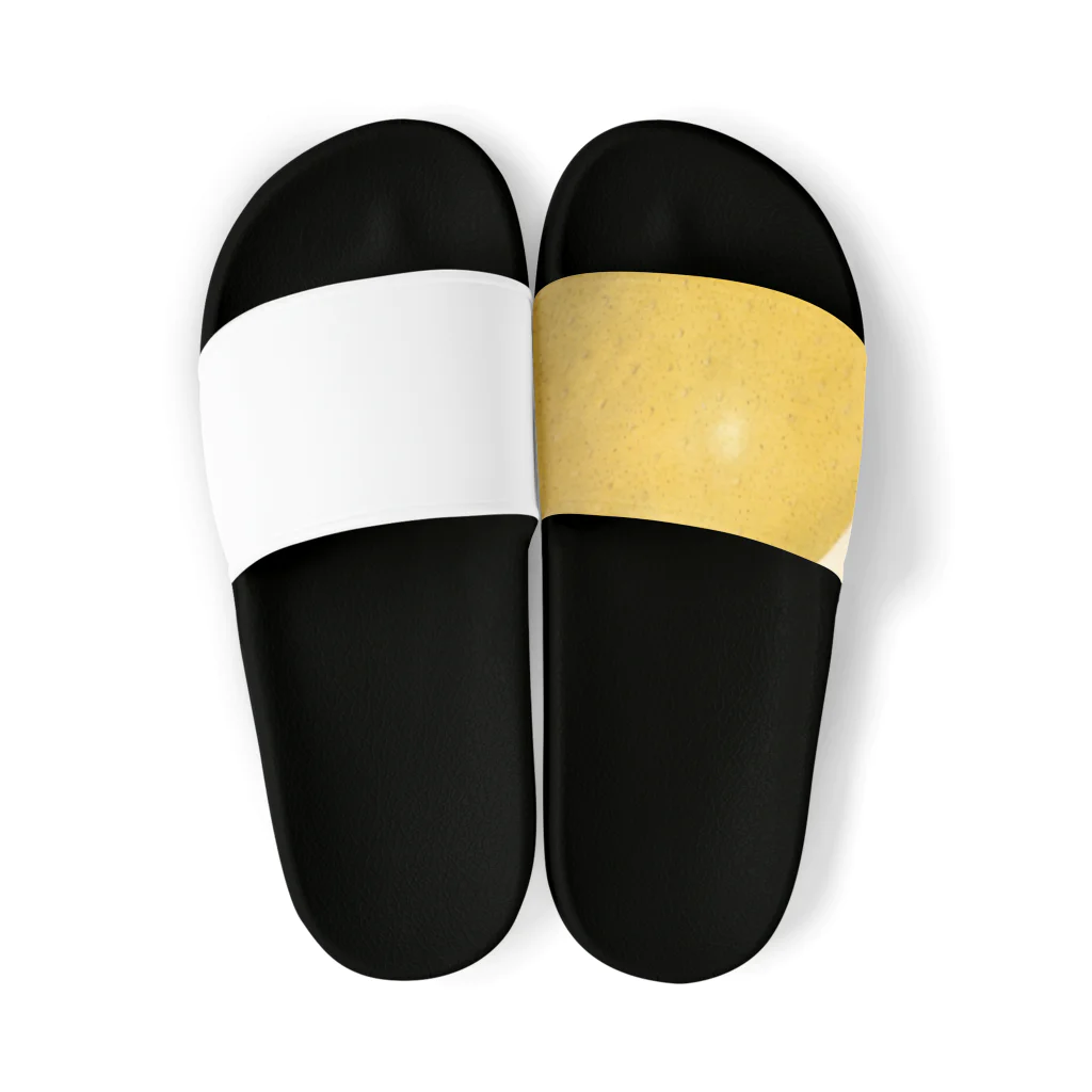 ArtShirtのAegle marmelos  Sandals