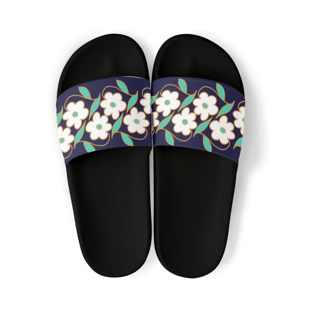 satoharuのレトロ調　白い花 Sandals