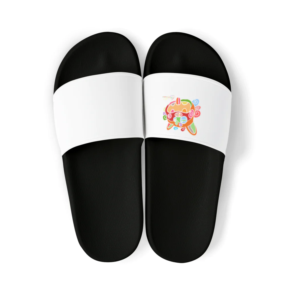 pinkpenguinのスマイルシーサー Sandals