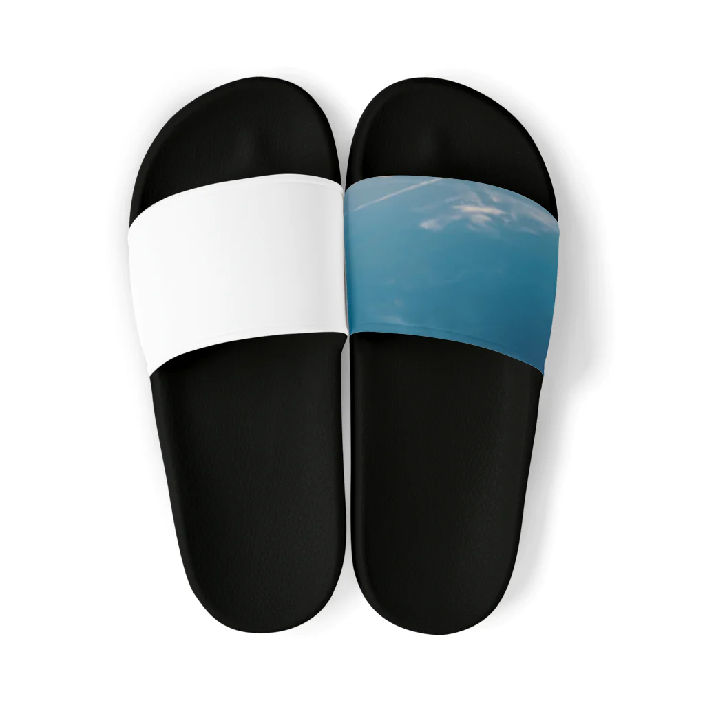 お風呂の夕焼け空1 Sandals