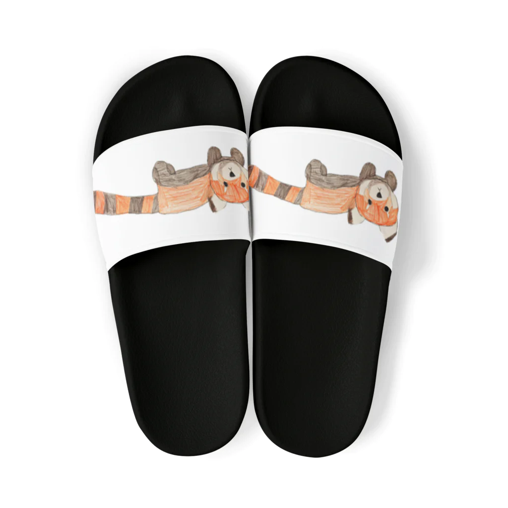 稲藁商店の小熊貓＜レッサーパンダ＞ Sandals