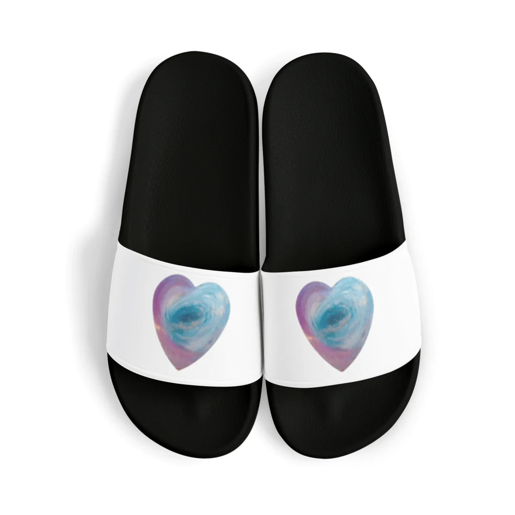 HiKaRiのCosmic Heart Sandals