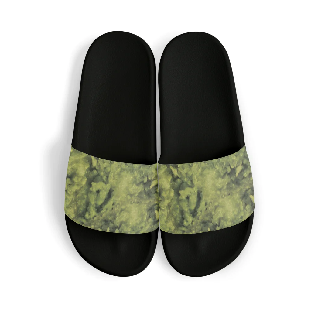 SURVIVESENDAIBABYLON@鈴木無花果のFully ZUNDA-BUDS CAMO Sandals