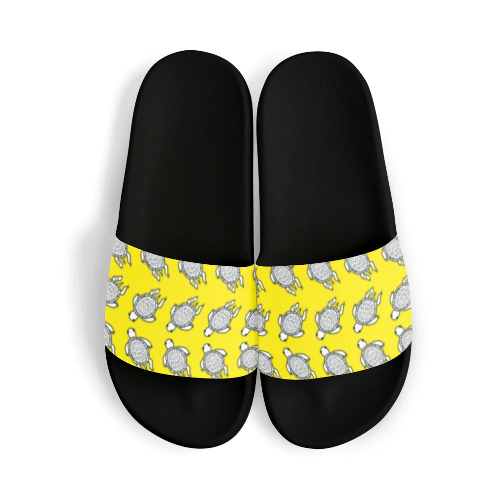 316(MIHIRO)の白黒かめちゃん フルグラフィック黄色 Sandals