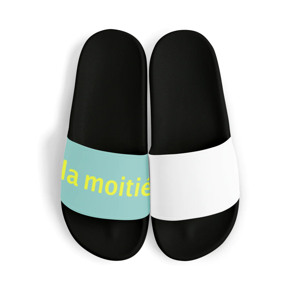 la moitié のlamoitieロゴ サンダル