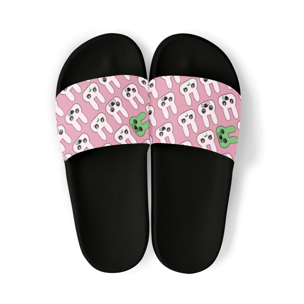 かわいすぎるウサちゃんSHOPのかわいすぎるウサちゃん(パターン柄ver.) Sandals