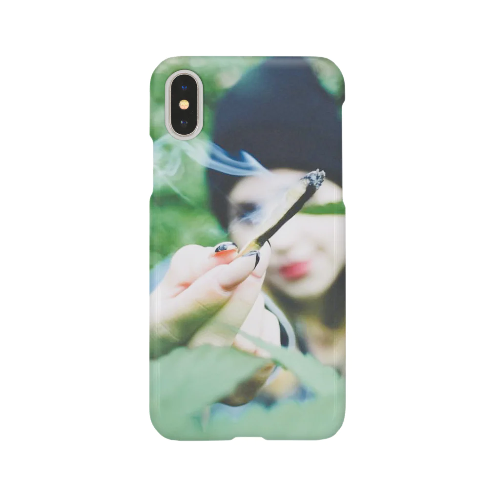 ganjaman420のmarijuana  girl Smartphone Case