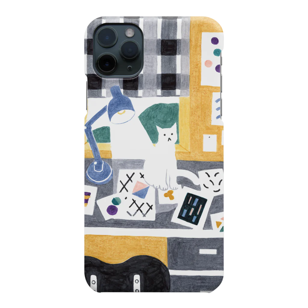 hk_illustrationのねこちゃん机のうえ Smartphone Case