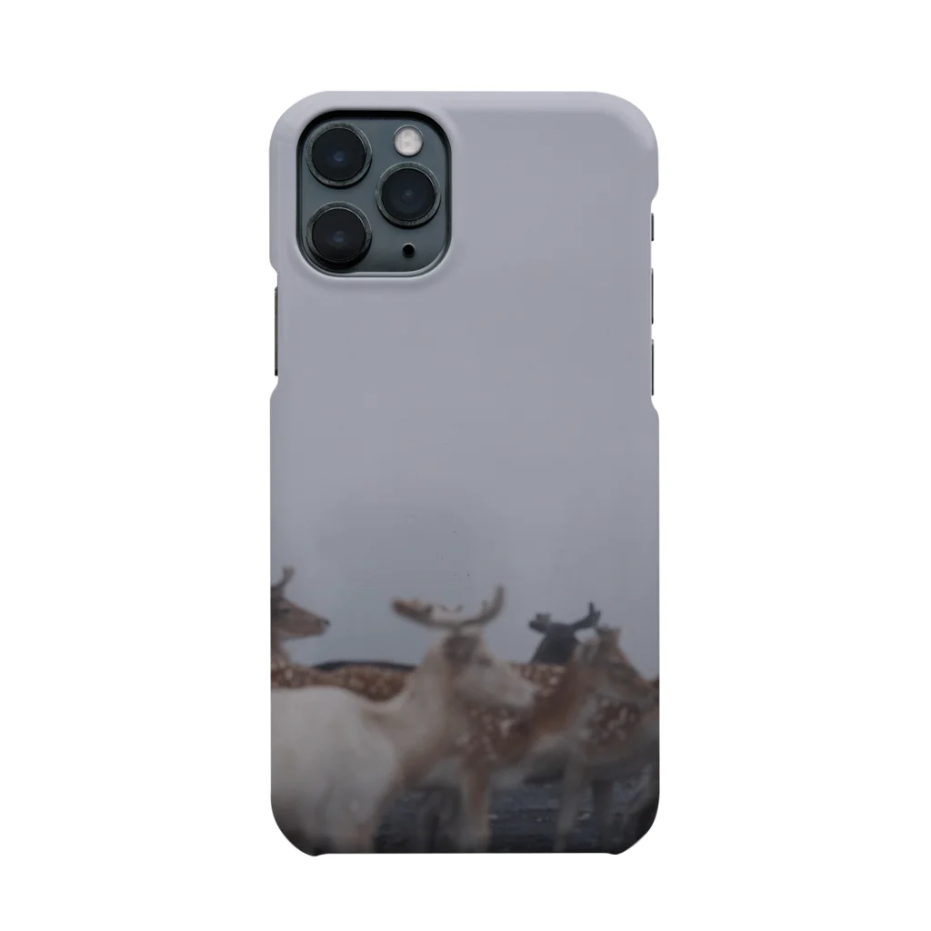 PORTONE, ART, LABORATORY.のFog and deer Ⅰ Smartphone Case