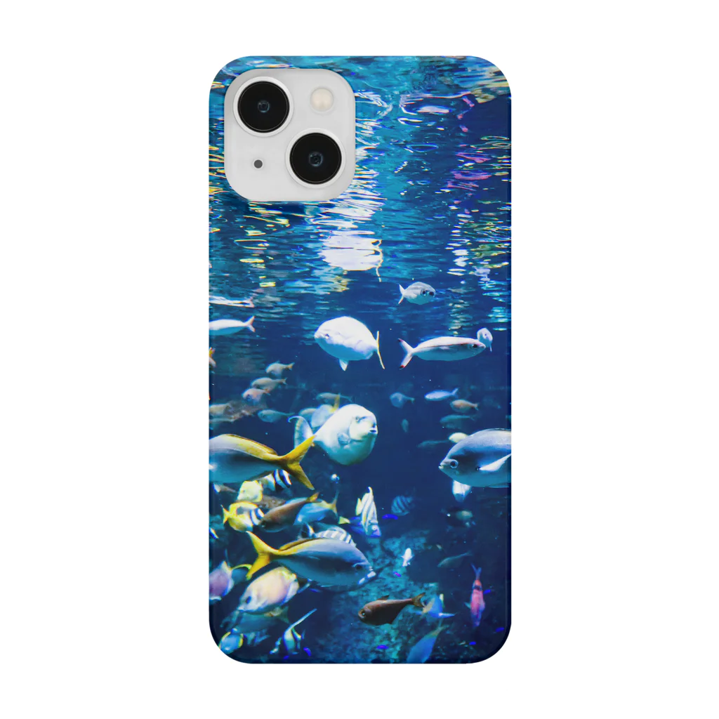 マグロ漁船の水面に映るお魚たち Smartphone Case