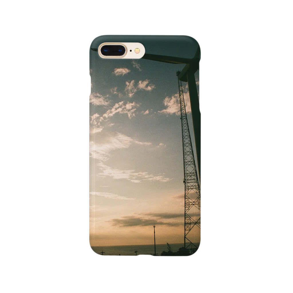 Issei Mの夕暮れの海と風車 Smartphone Case