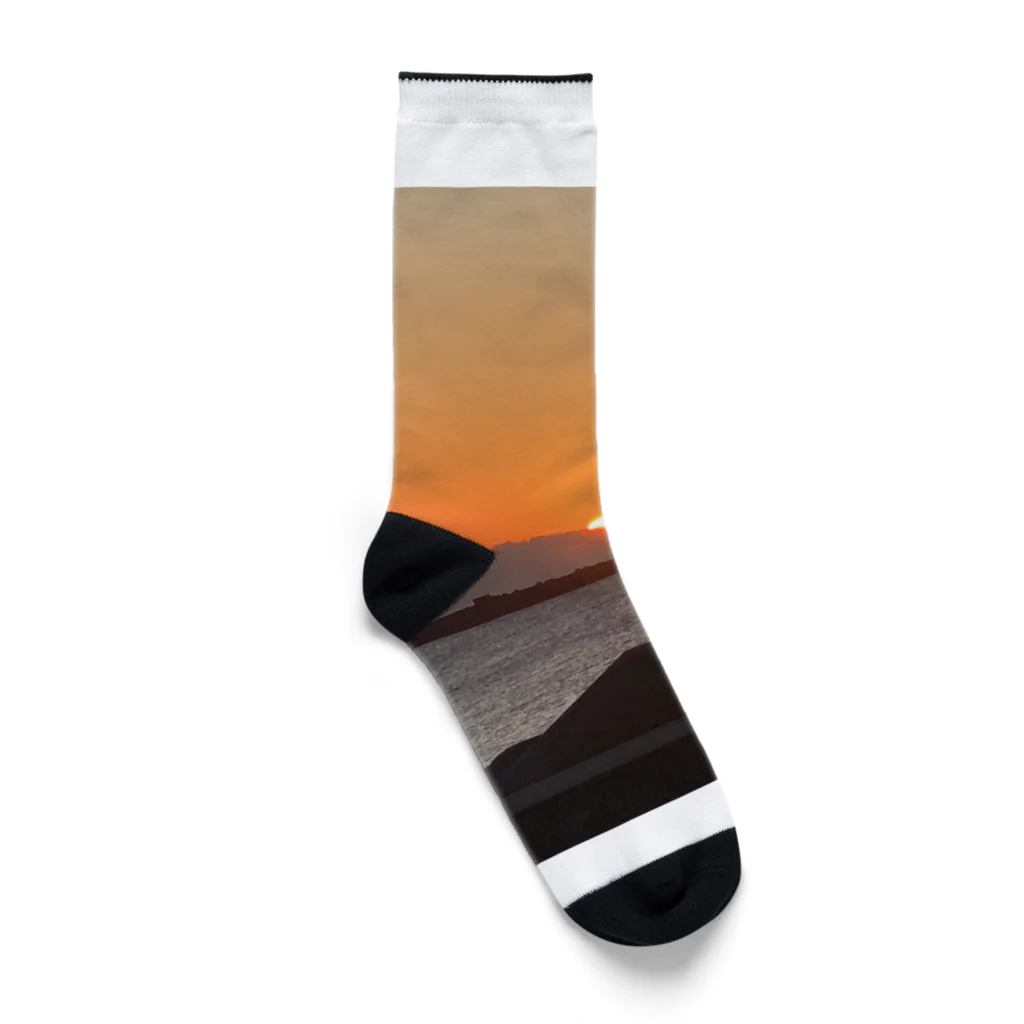 玉手箱の海に輝く朝日 Socks